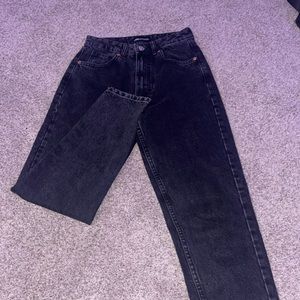 ZARA JEANS BLACK SIZE 2 NEVER WORN